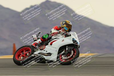 media/Jan-14-2023-SoCal Trackdays (Sat) [[497694156f]]/Turn 9 Set 2 (1130am)/